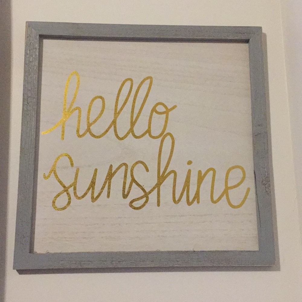 “Hello Sunshine” Home Decor